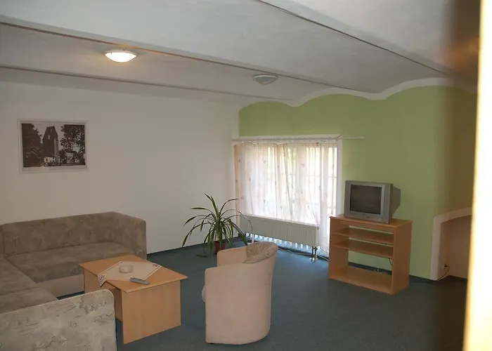 U Vlka Πανσιόν